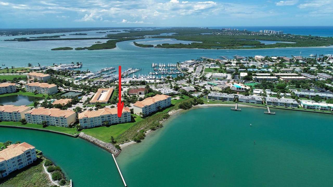 4 Harbour Isle Drive - Photo 1