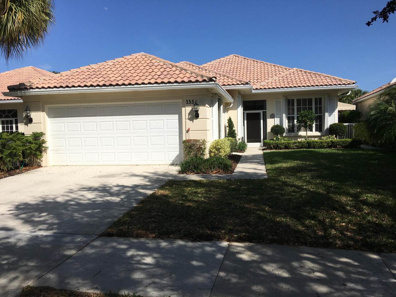 155 Tall Oaks Circle - Photo 1