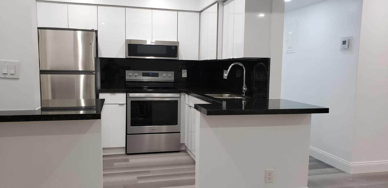 2151 Ne 42 Court - Photo 1