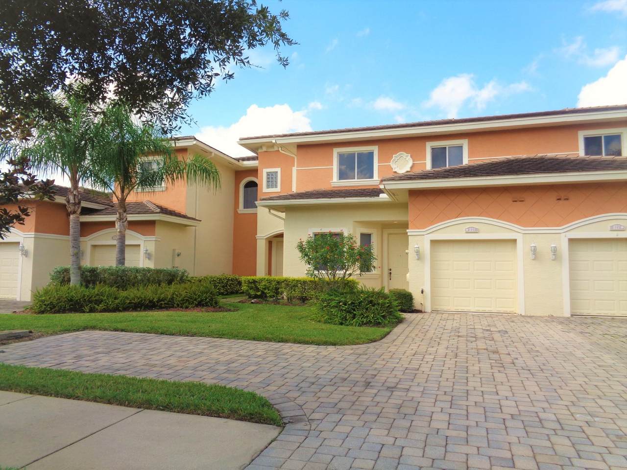 831 Middleton Drive - Photo 1