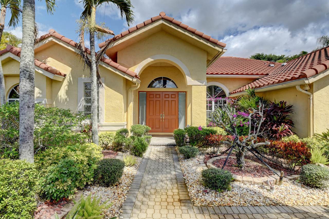 8017 Desmond Drive - Photo 1