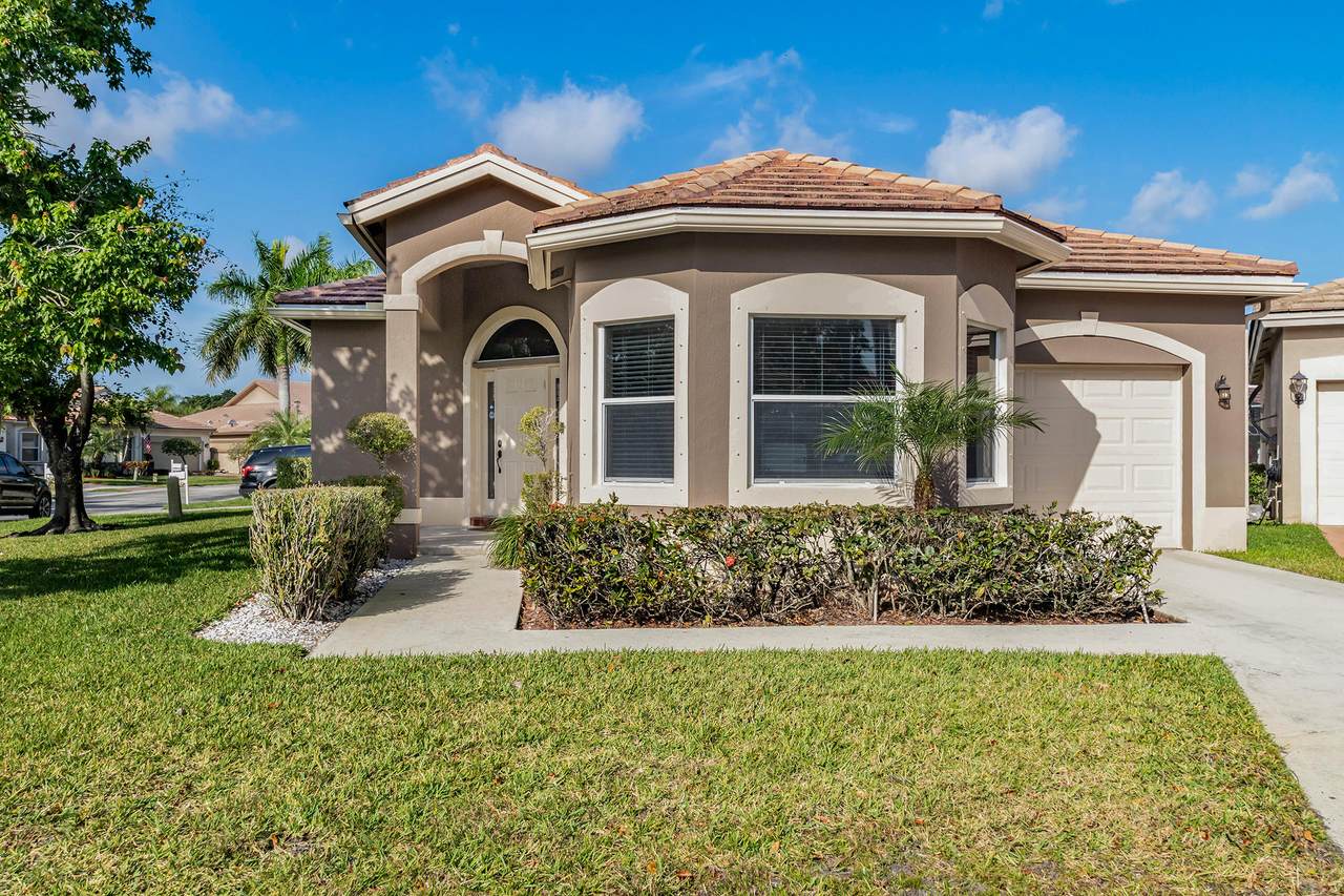 6363 Harbour Club Drive - Photo 1 6363 Harbour Club Drive - Photo 1