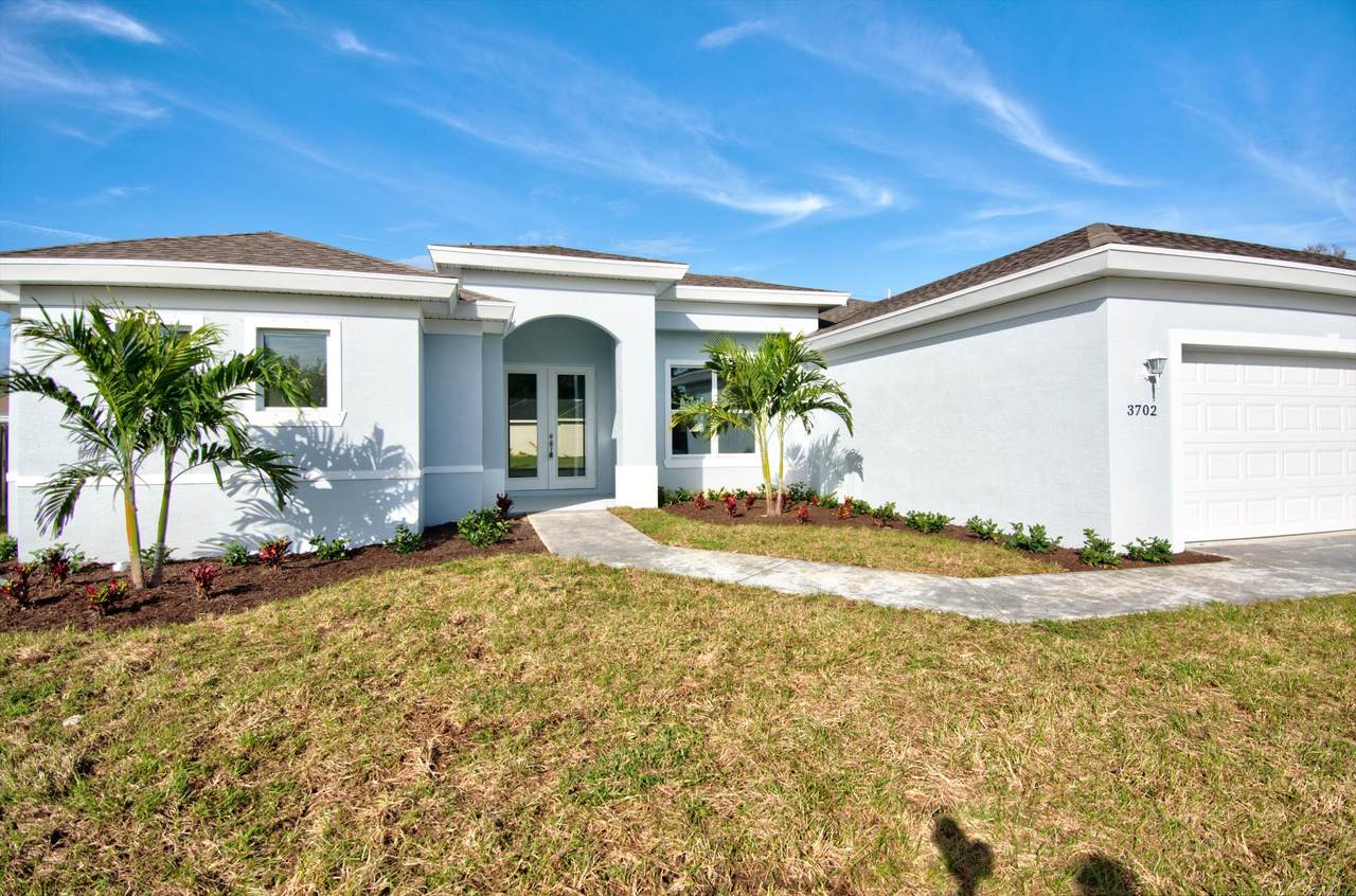1562 Gadsan Avenue - Photo 1