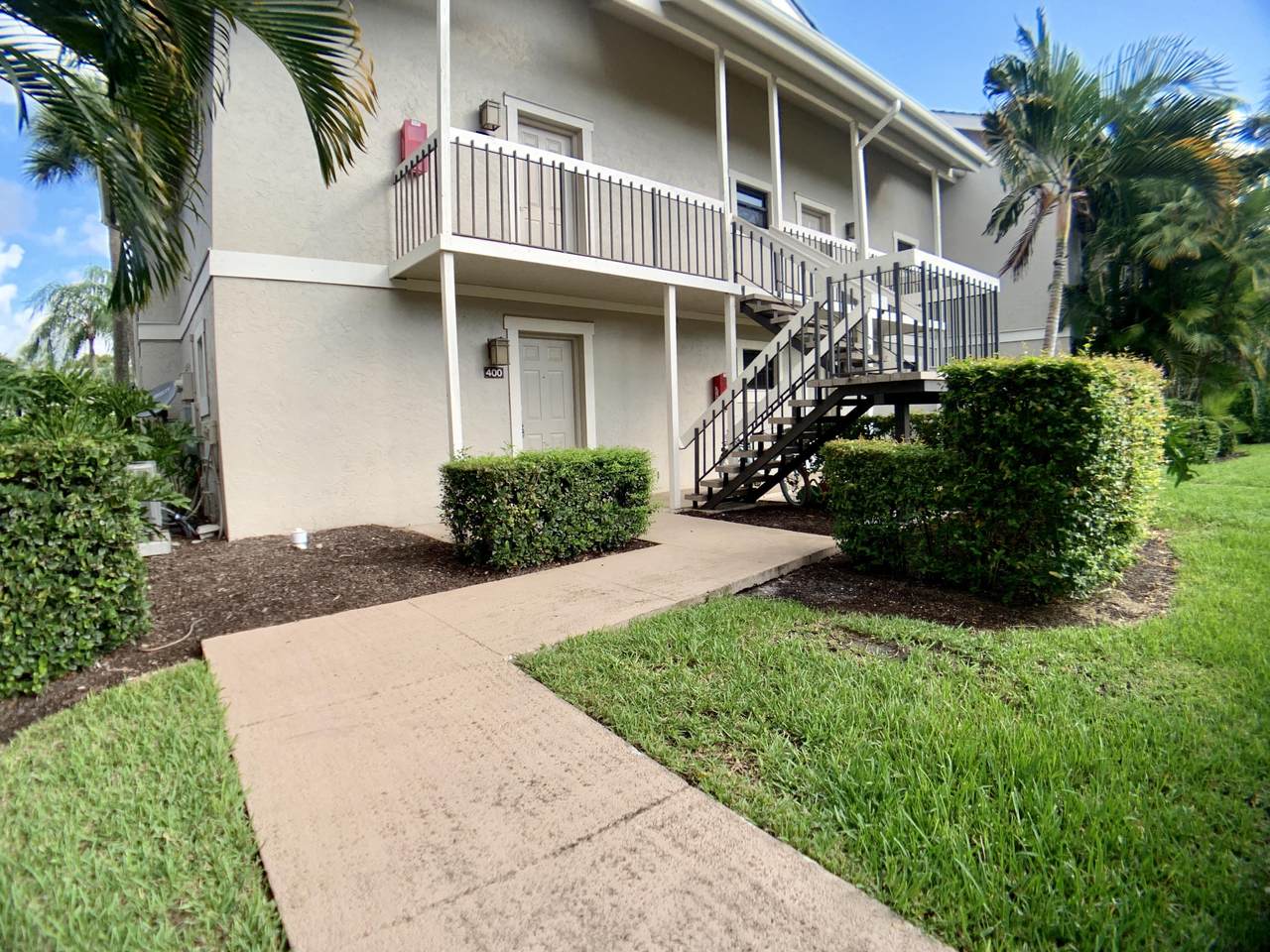 11863 Wimbledon Circle - Photo 1