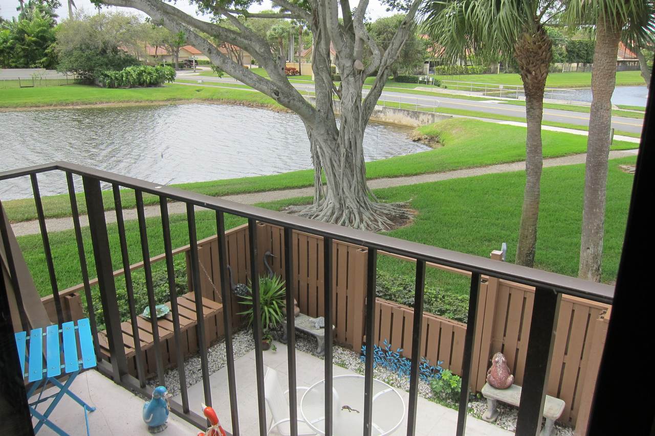 5626 56th Way - Photo 1