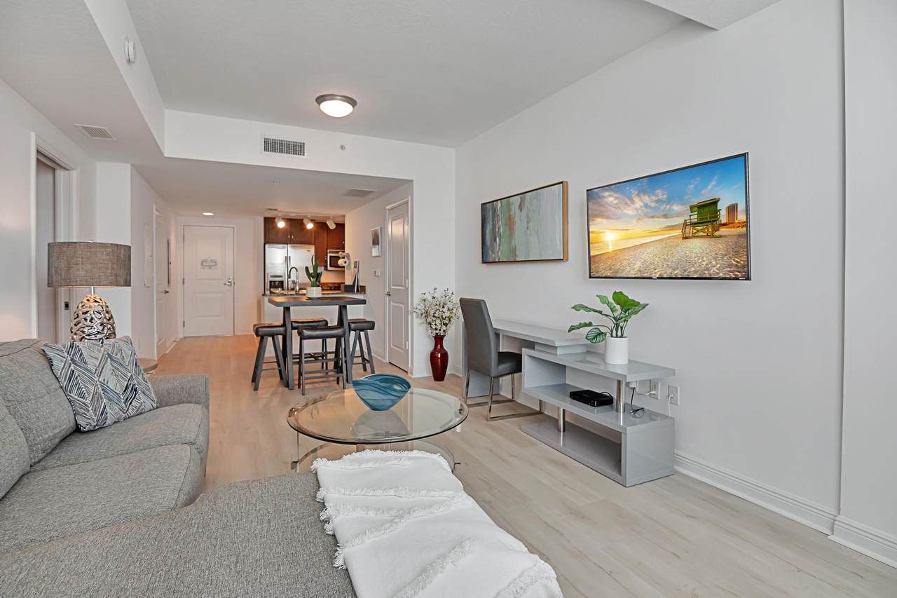 400 Federal Highway - Photo 1