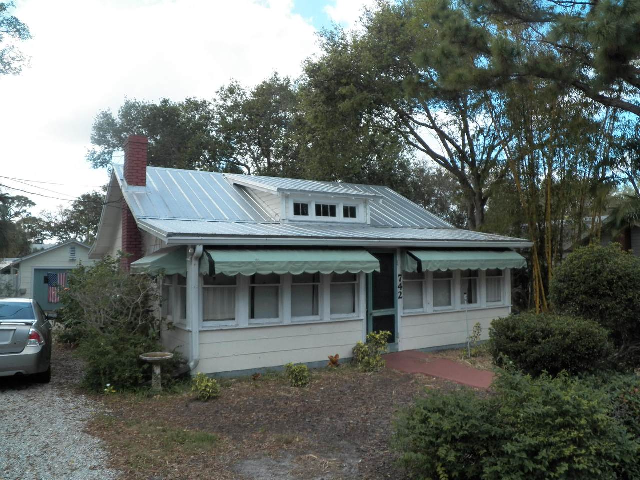 742 Saint Lucie Boulevard - Photo 1
