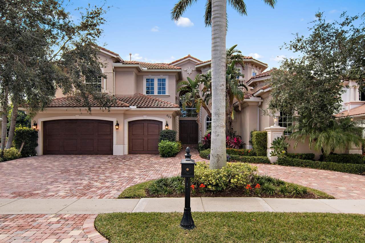 629 Hermitage Circle - Photo 1