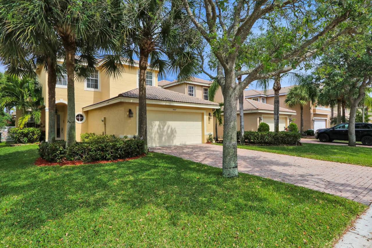 5067 Starblaze Drive - Photo 1