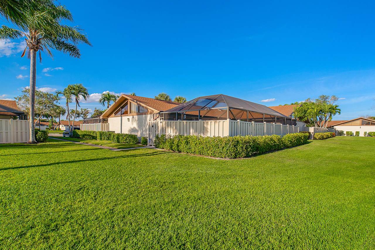 9830 Boca Gardens Trail - Photo 1