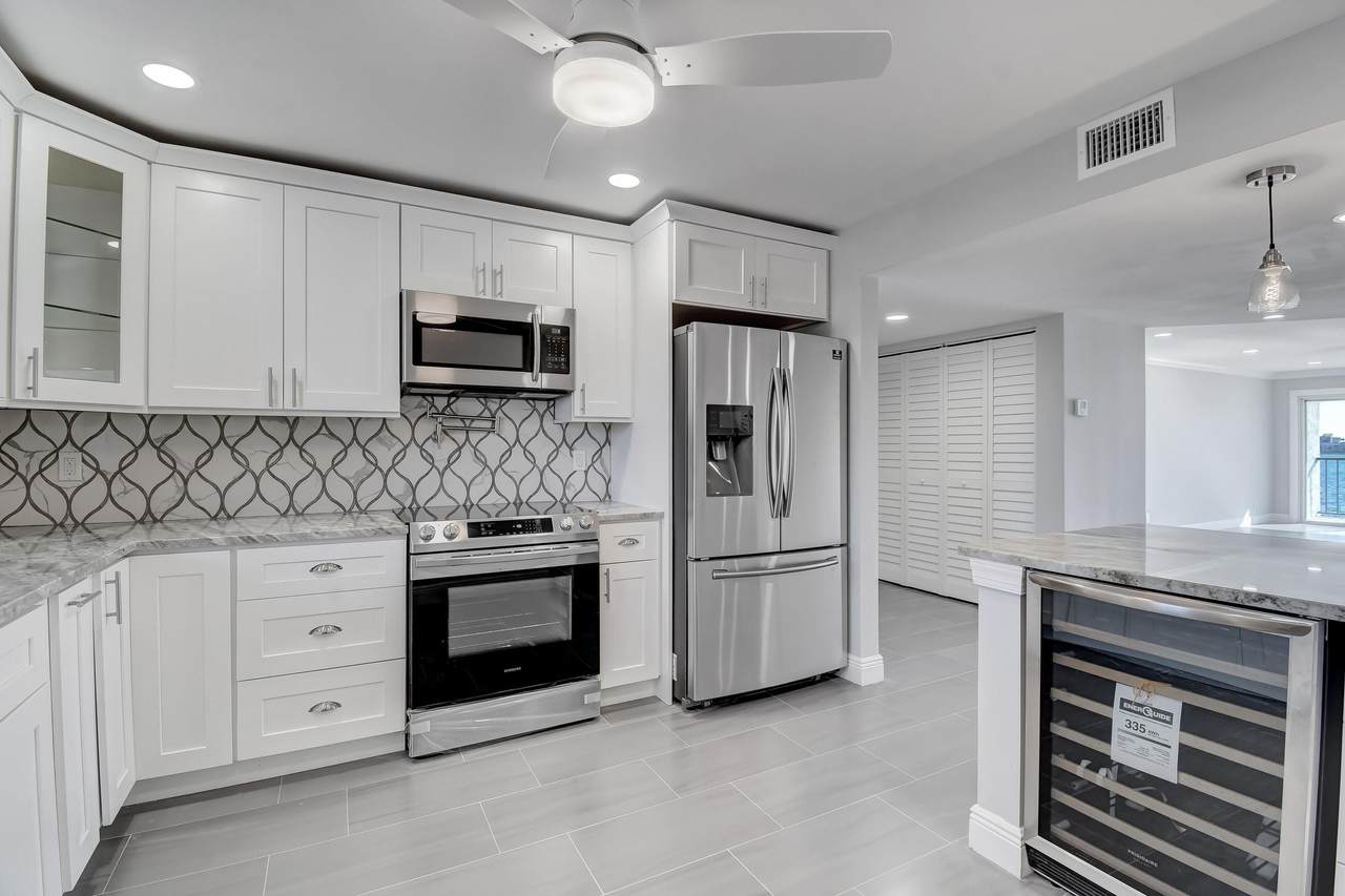 3040 Lake Shore Drive - Photo 1