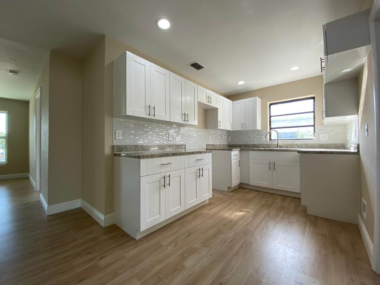 1032 25th Street - Photo 1