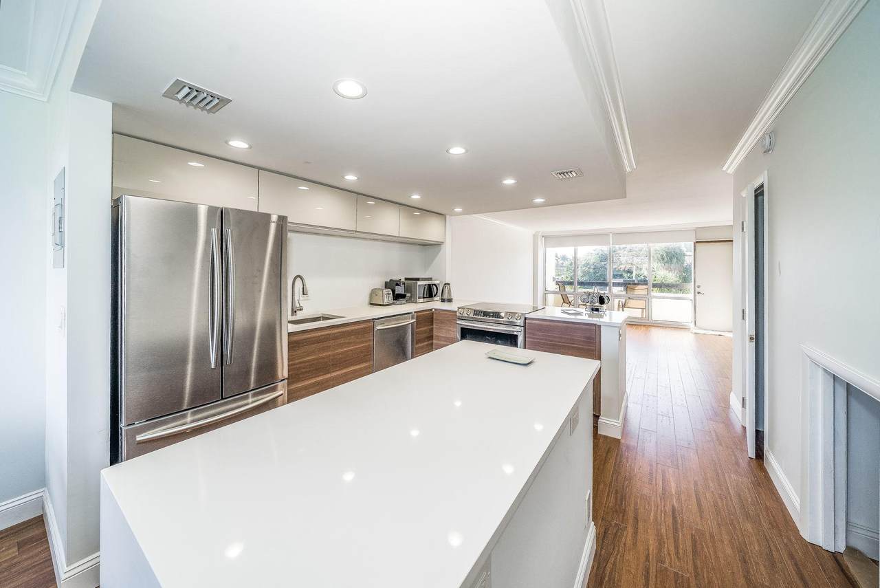 1401 Federal Highway - Photo 1