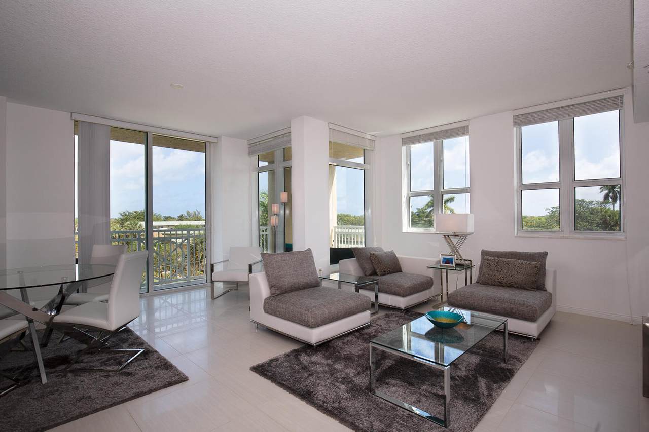 400 Federal Highway - Photo 1