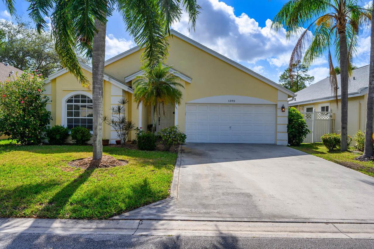 1392 Lake Breeze Drive - Photo 1 1392 Lake Breeze Drive - Photo 1