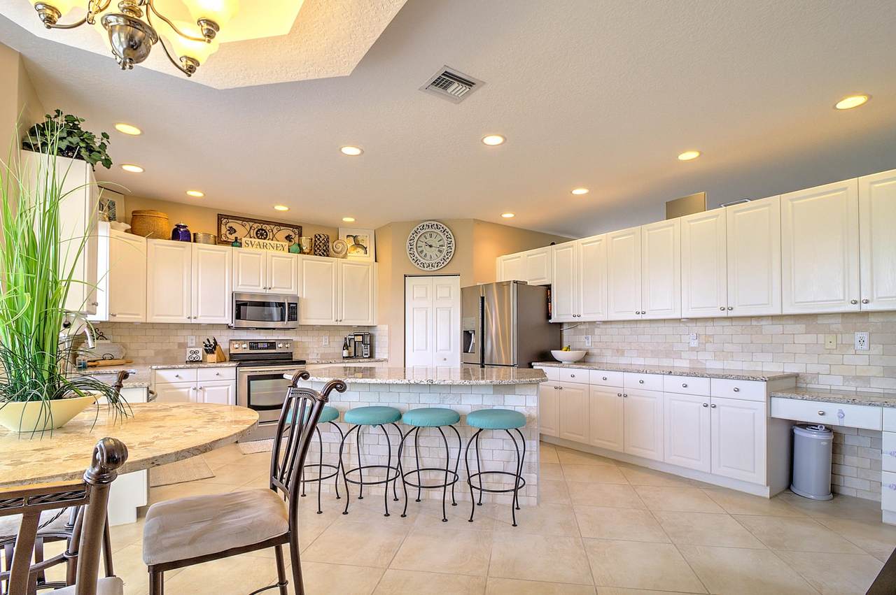 2199 Balsan Way - Photo 1