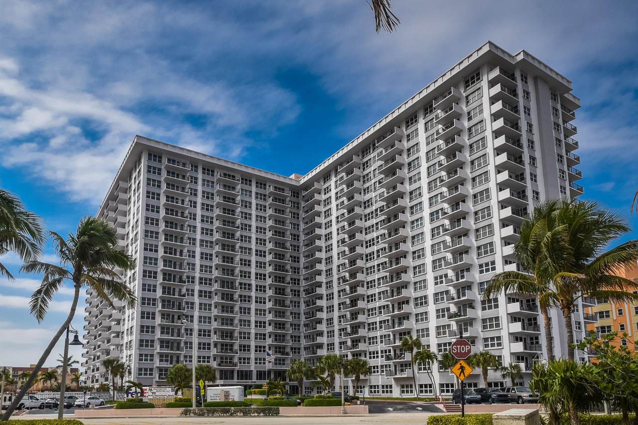 405 Ocean Boulevard - Photo 1