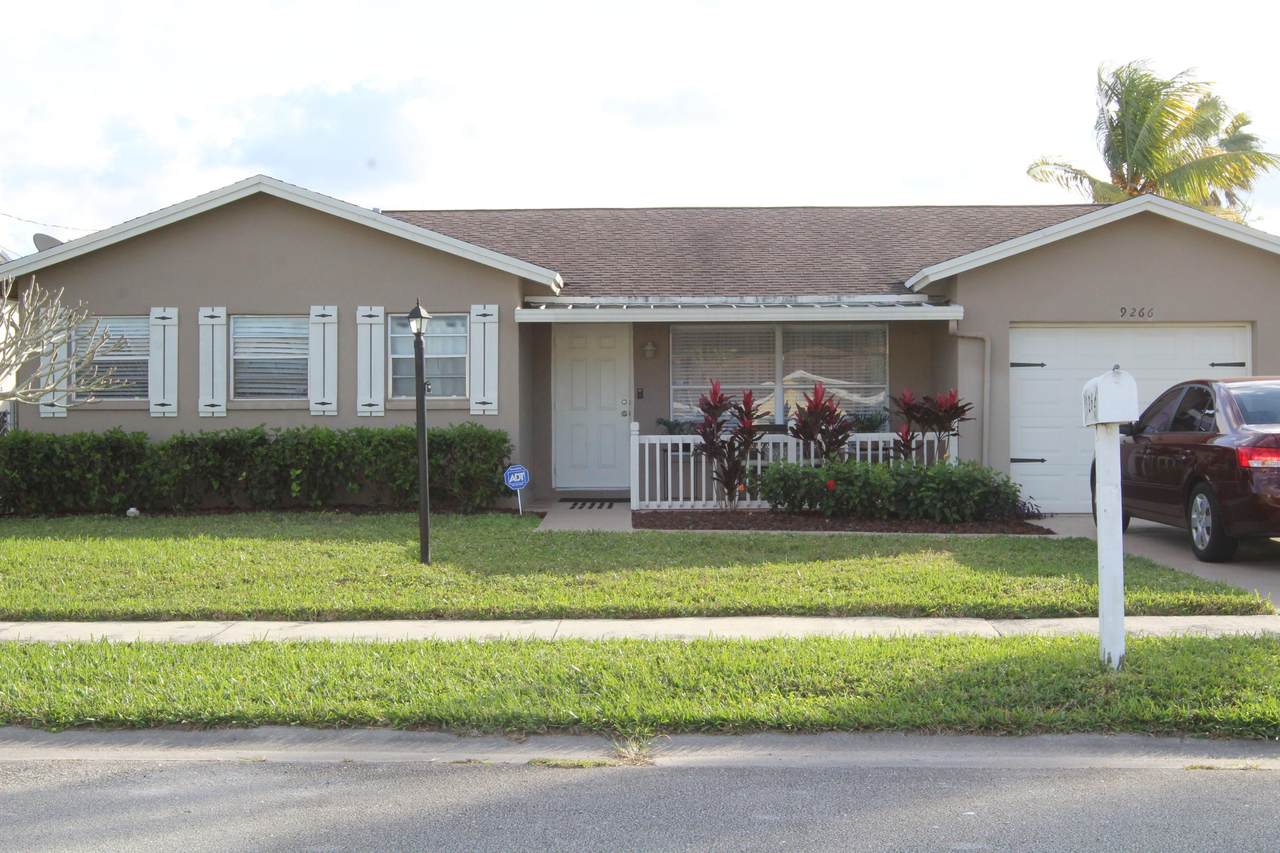 9266 2nd Street - Photo 1