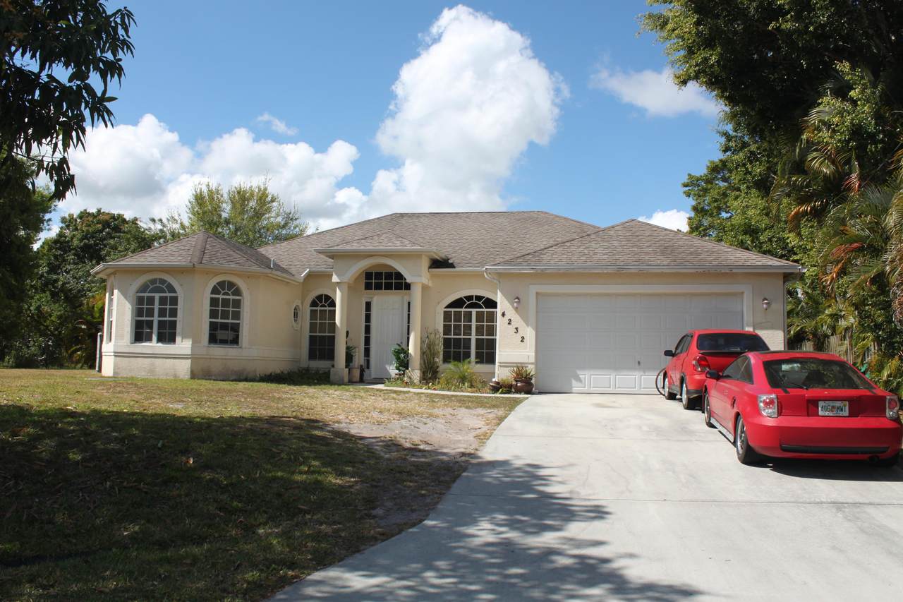 4232 My Court - Photo 1