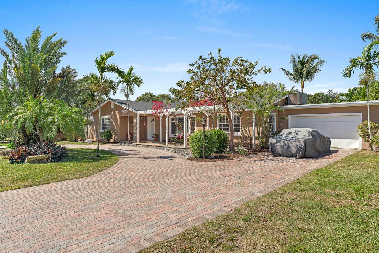 6601 Mango Circle - Photo 1 6601 Mango Circle - Photo 1