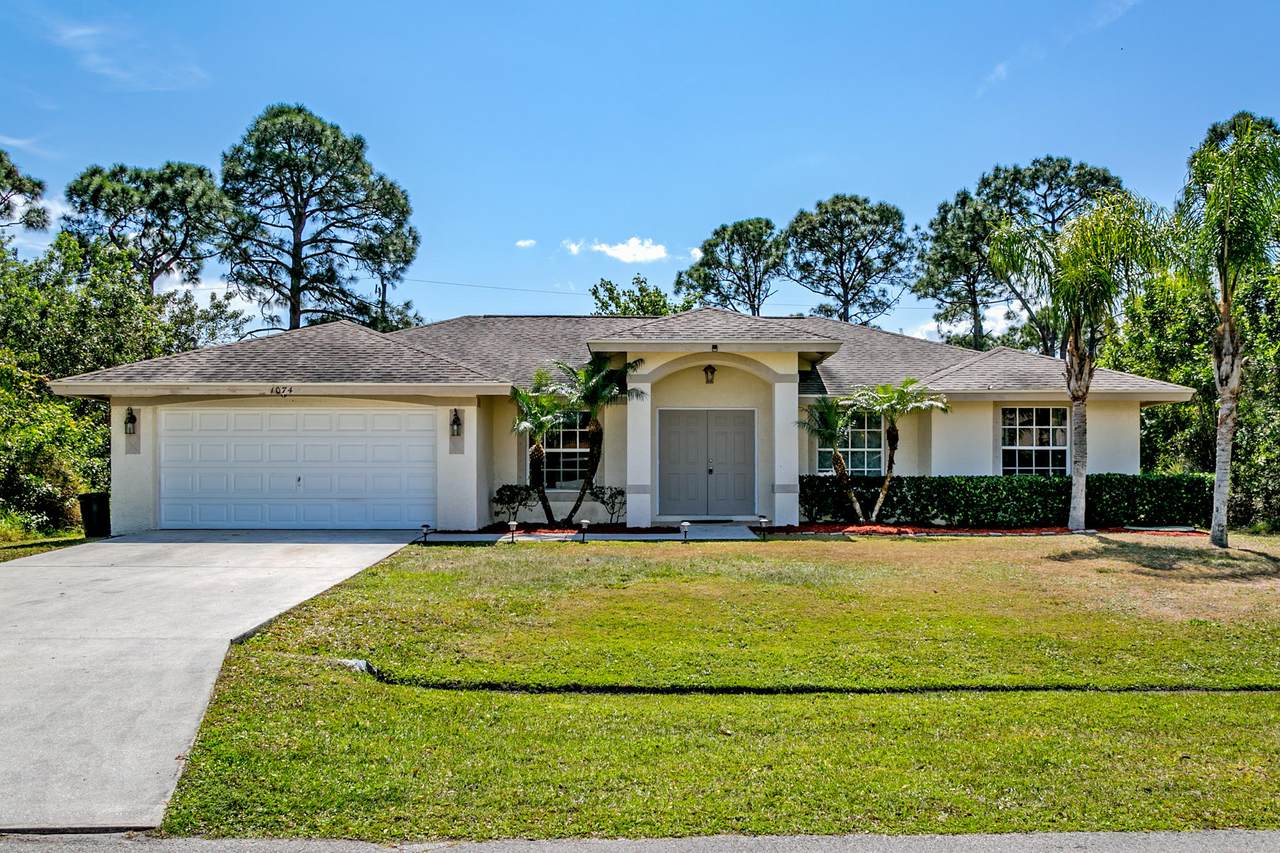1074 Charcoal Avenue - Photo 1