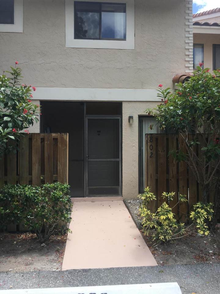 7770 Lago Del Mar Drive - Photo 1 7770 Lago Del Mar Drive - Photo 1