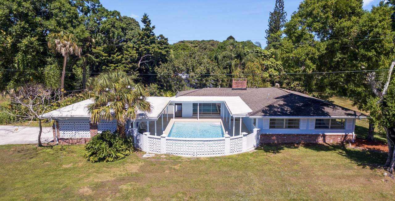 4000 Greenwood Drive - Photo 1