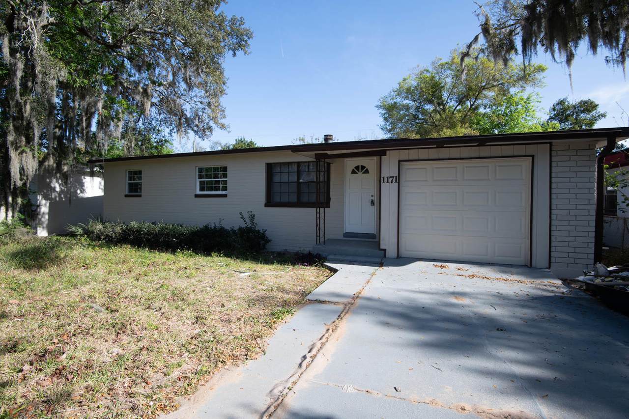 1171 Hillcrest Drive - Photo 1