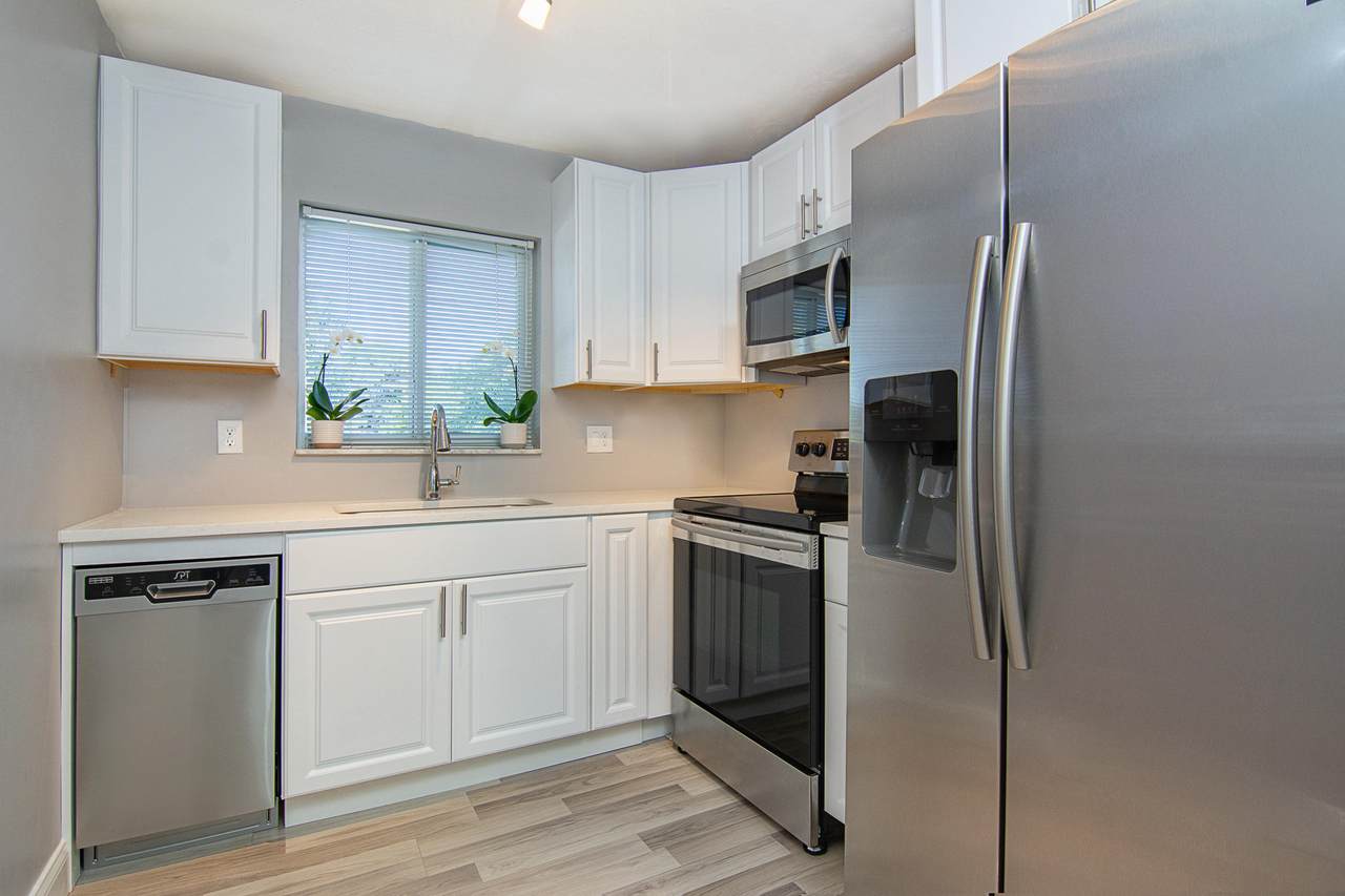 11 Garden Street - Photo 1