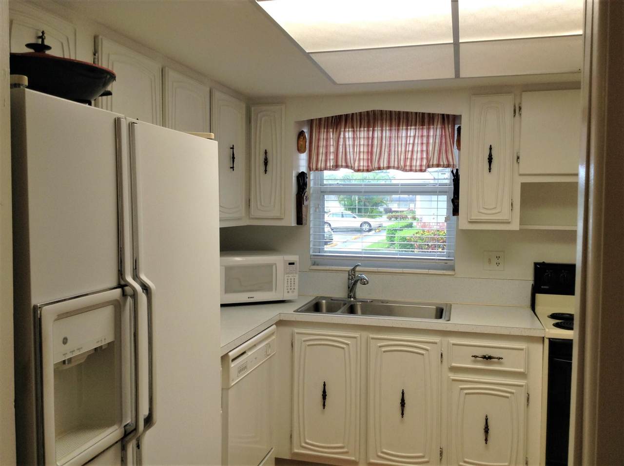 2775 Emory Drive - Photo 1