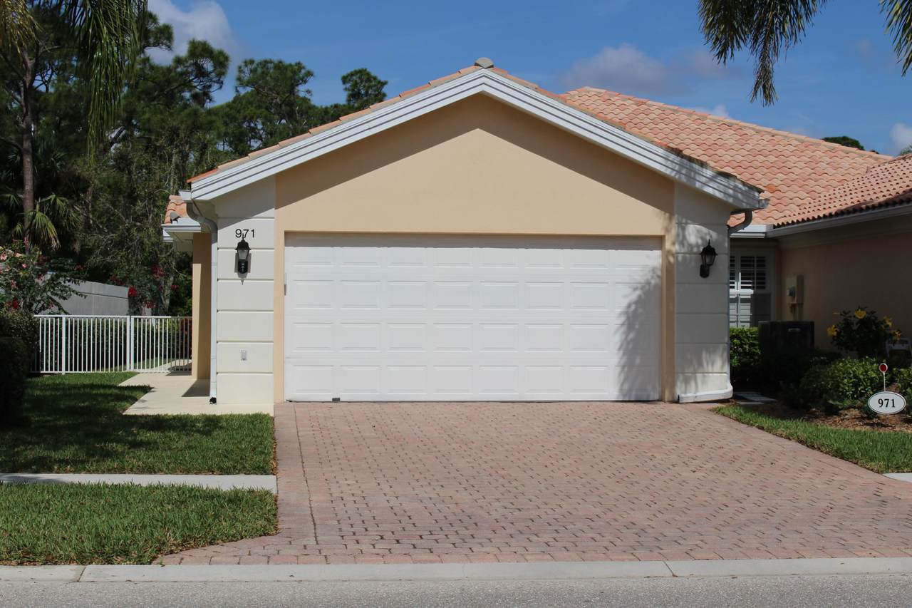 971 Tamarrow Place - Photo 1