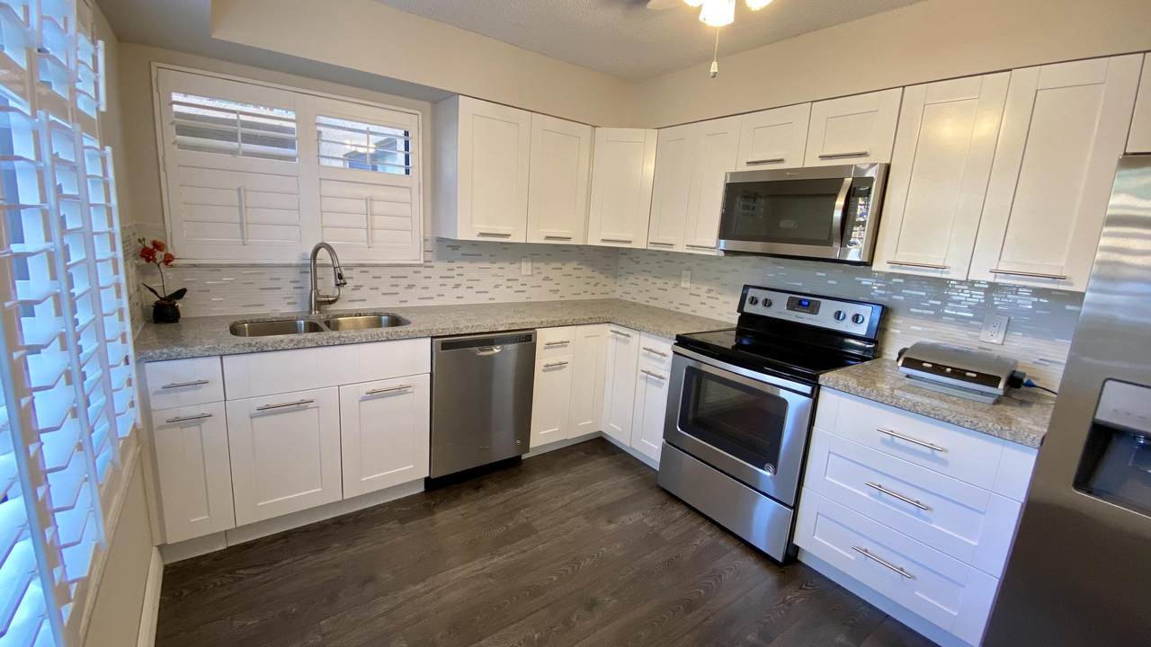11205 Green Lake Dr - Photo 1 11205 Green Lake Dr - Photo 1