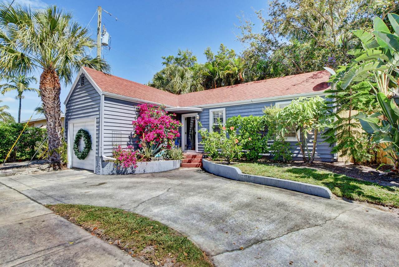 849 Biscayne Drive - Photo 1