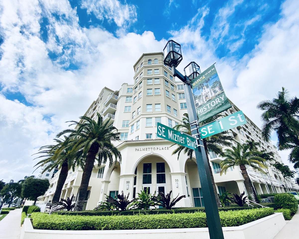 99 Mizner Boulevard - Photo 1