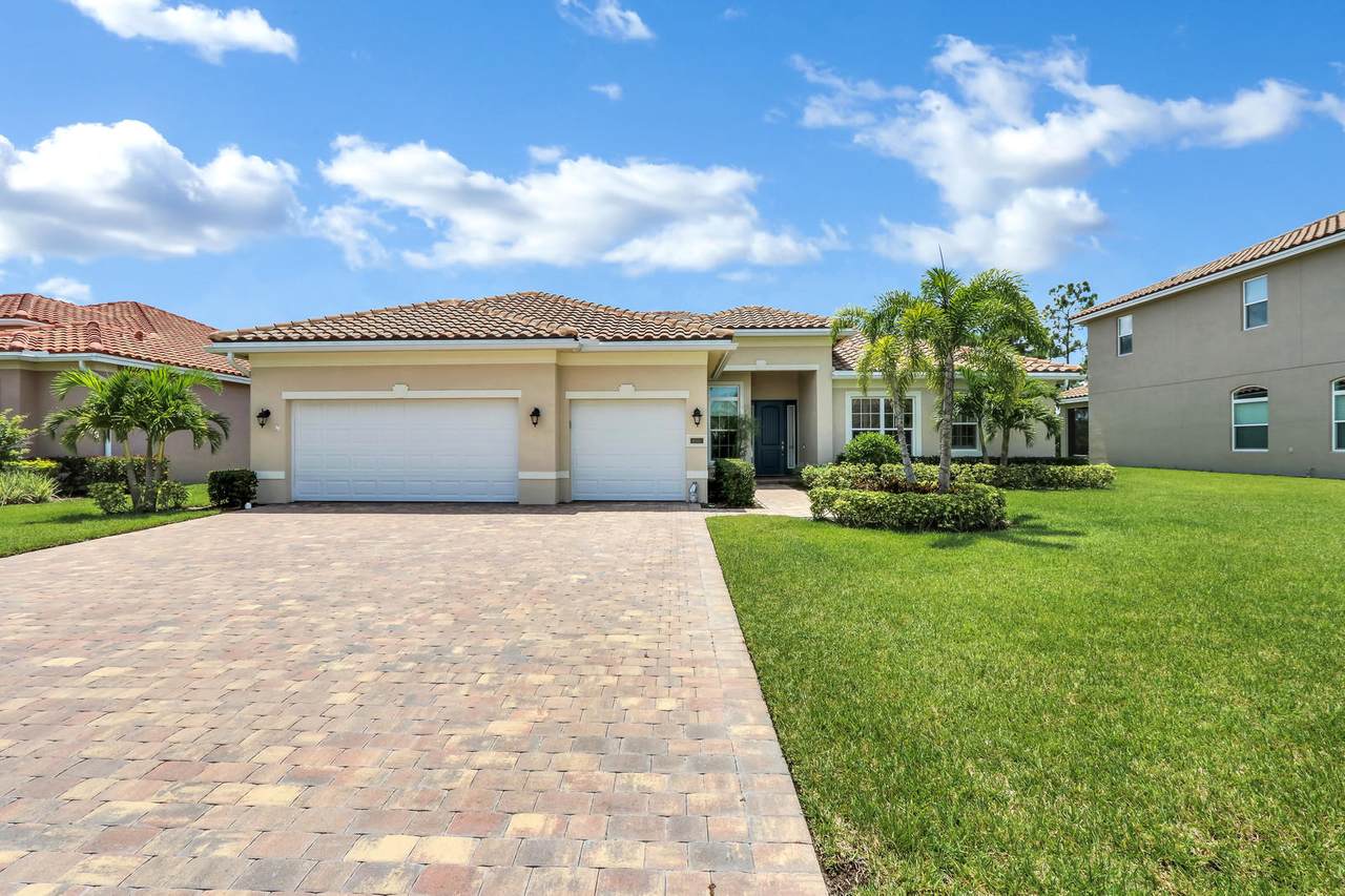 6543 Key Deer Lane - Photo 1 6543 Key Deer Lane - Photo 1