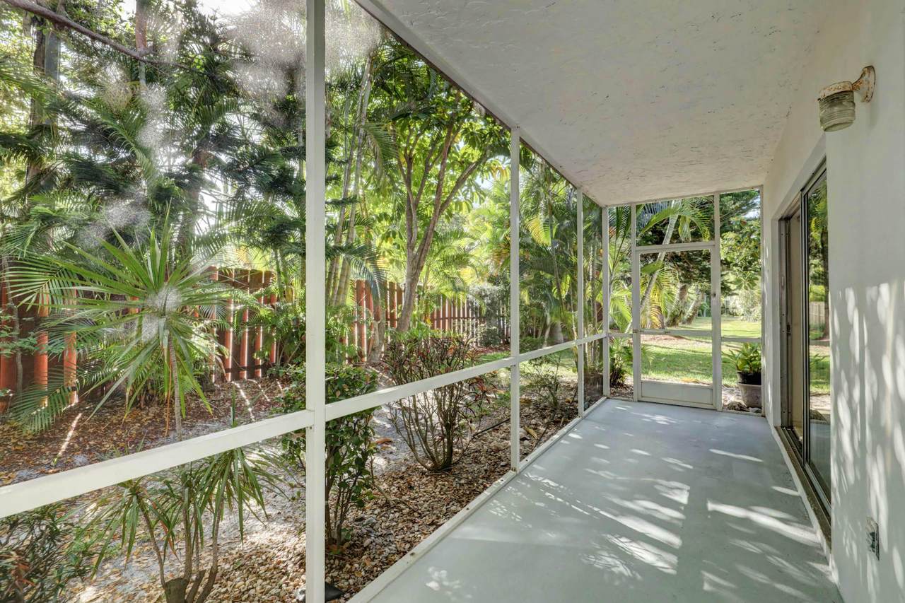 2950 Ocean Boulevard - Photo 1