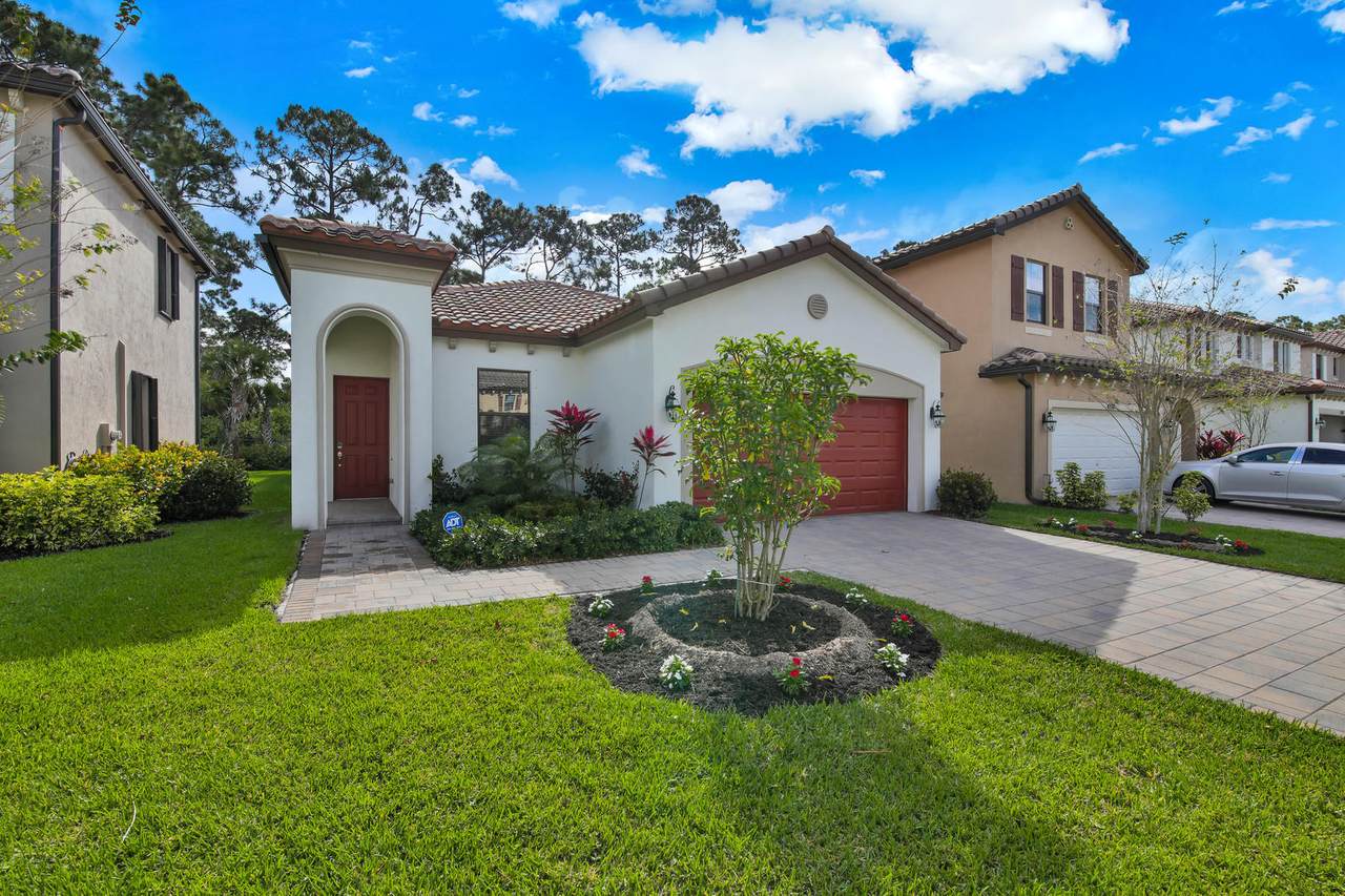 4370 Buena Tara Drive - Photo 1