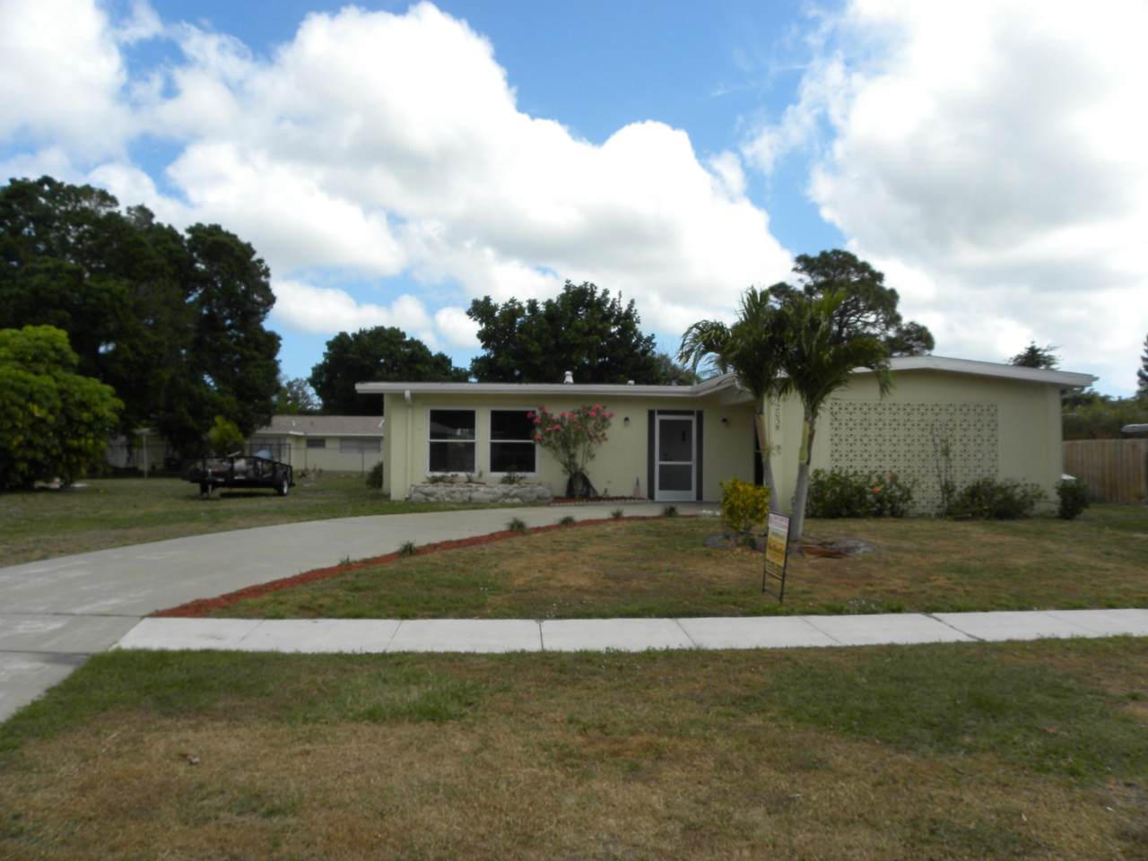 203 Jardain Road - Photo 1