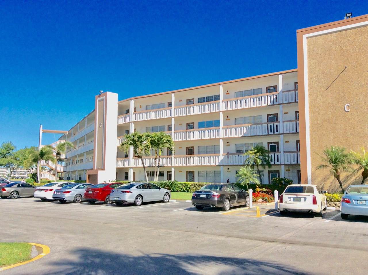2054 Cornwall C - Photo 1