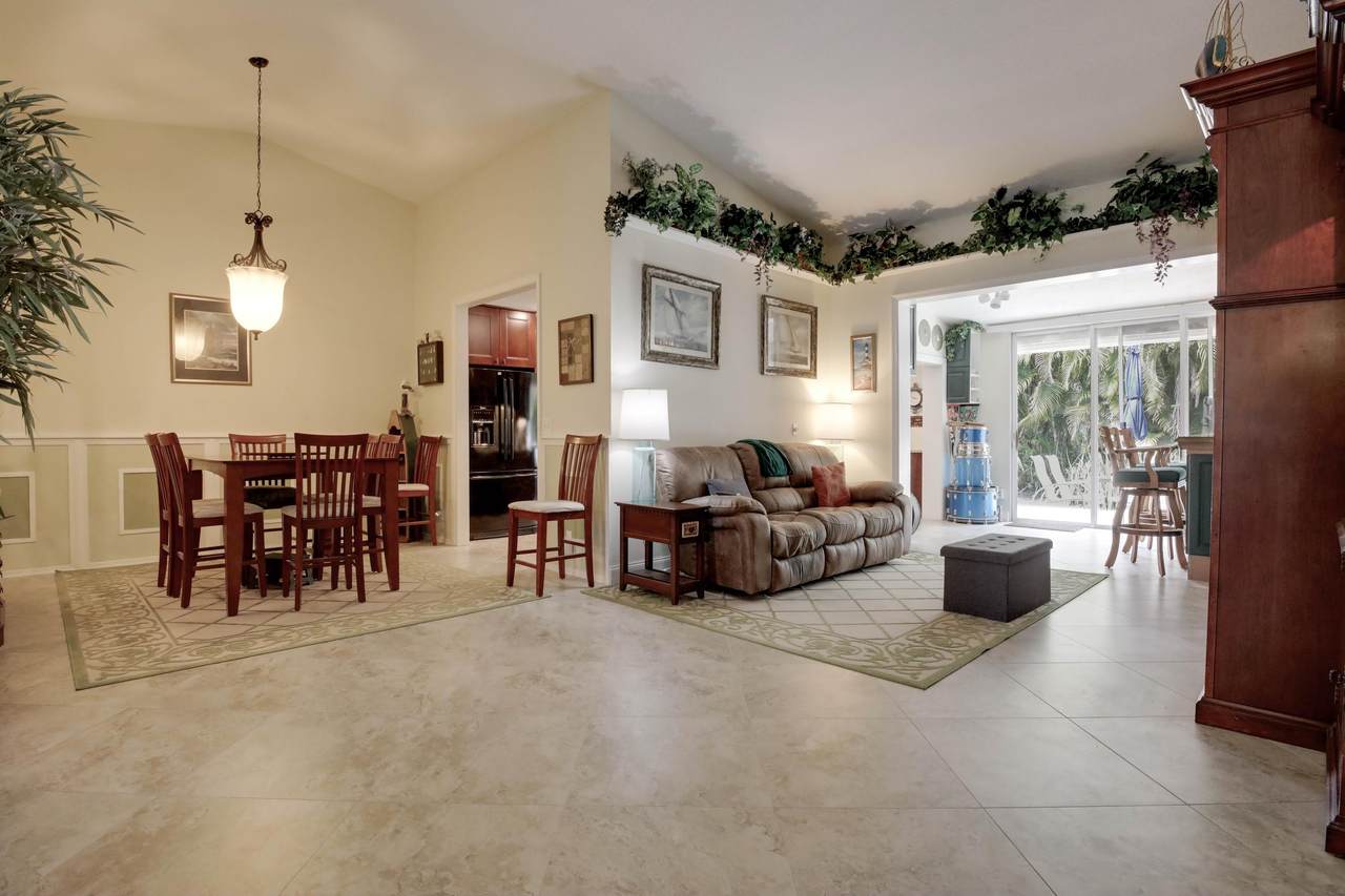 6993 Peony Place - Photo 1