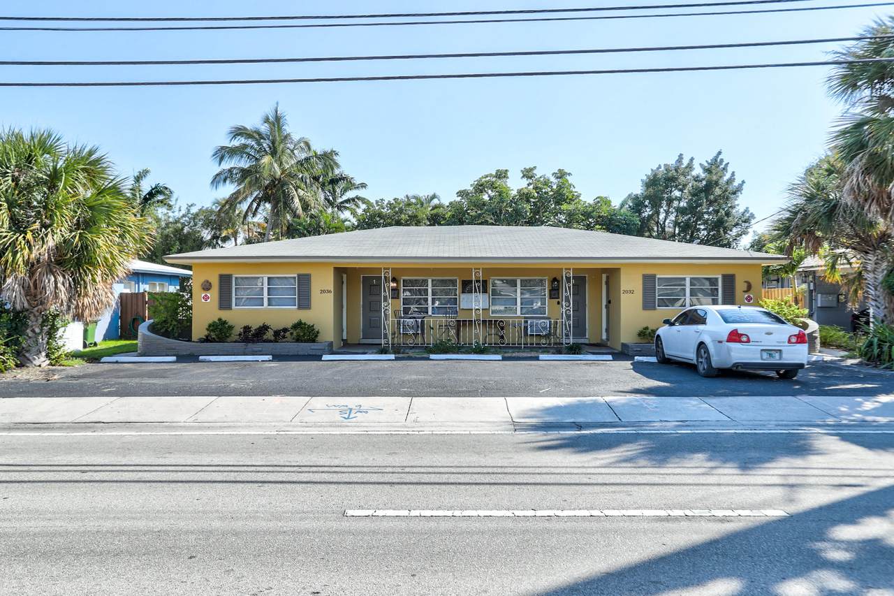 2032 26th Street - Photo 1