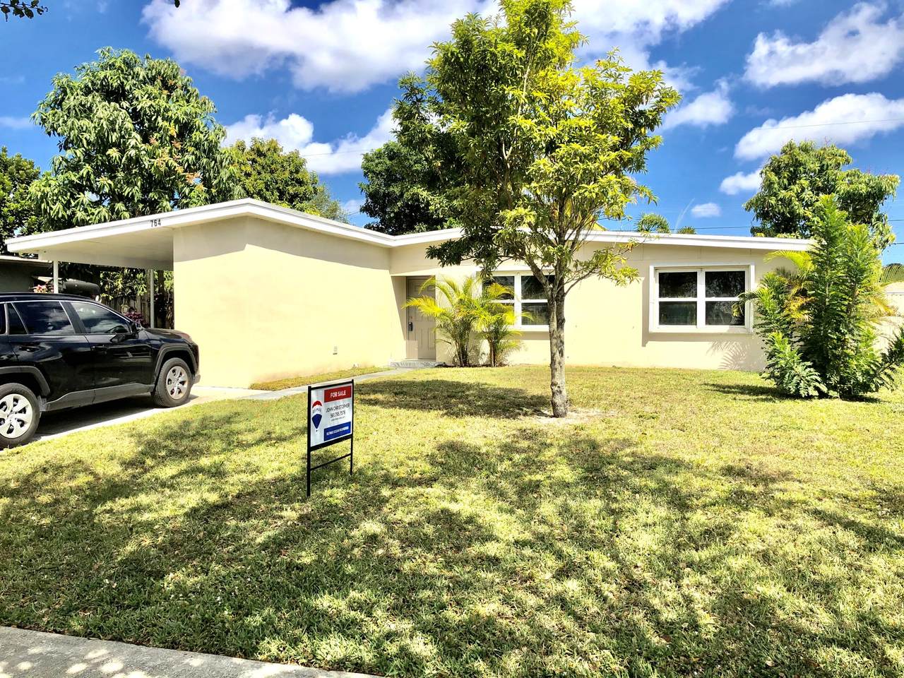 764 Hibiscus Drive - Photo 1