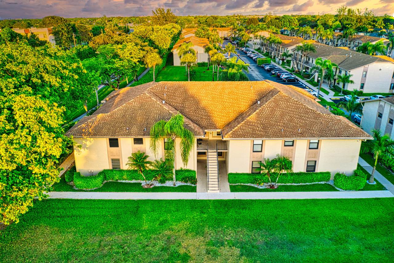 9521 Boca Cove Circle - Photo 1