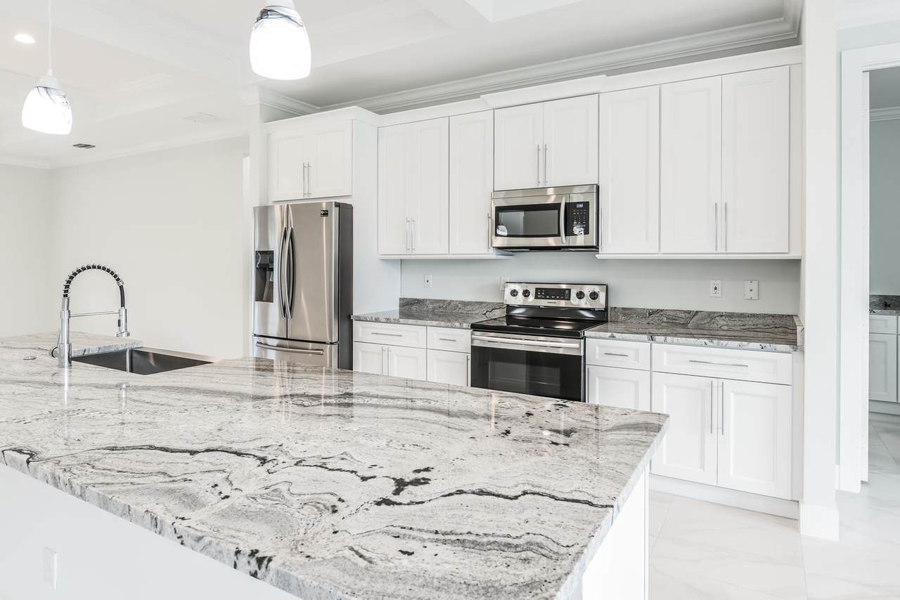 695 Crescent Avenue - Photo 1