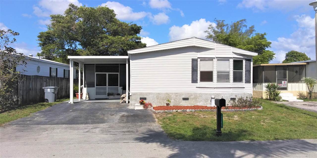 11765 Leeward Place - Photo 1