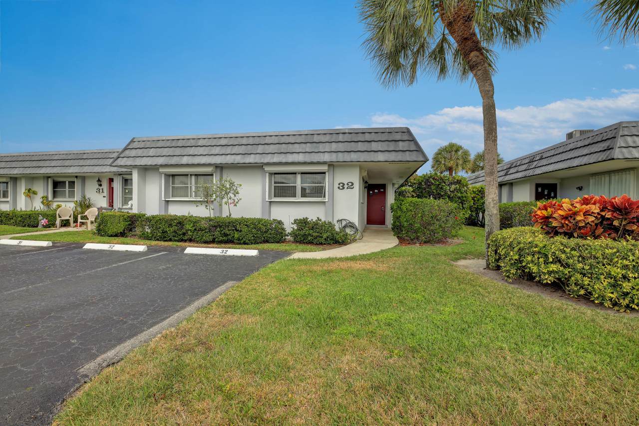 2886 Fernley Drive - Photo 1