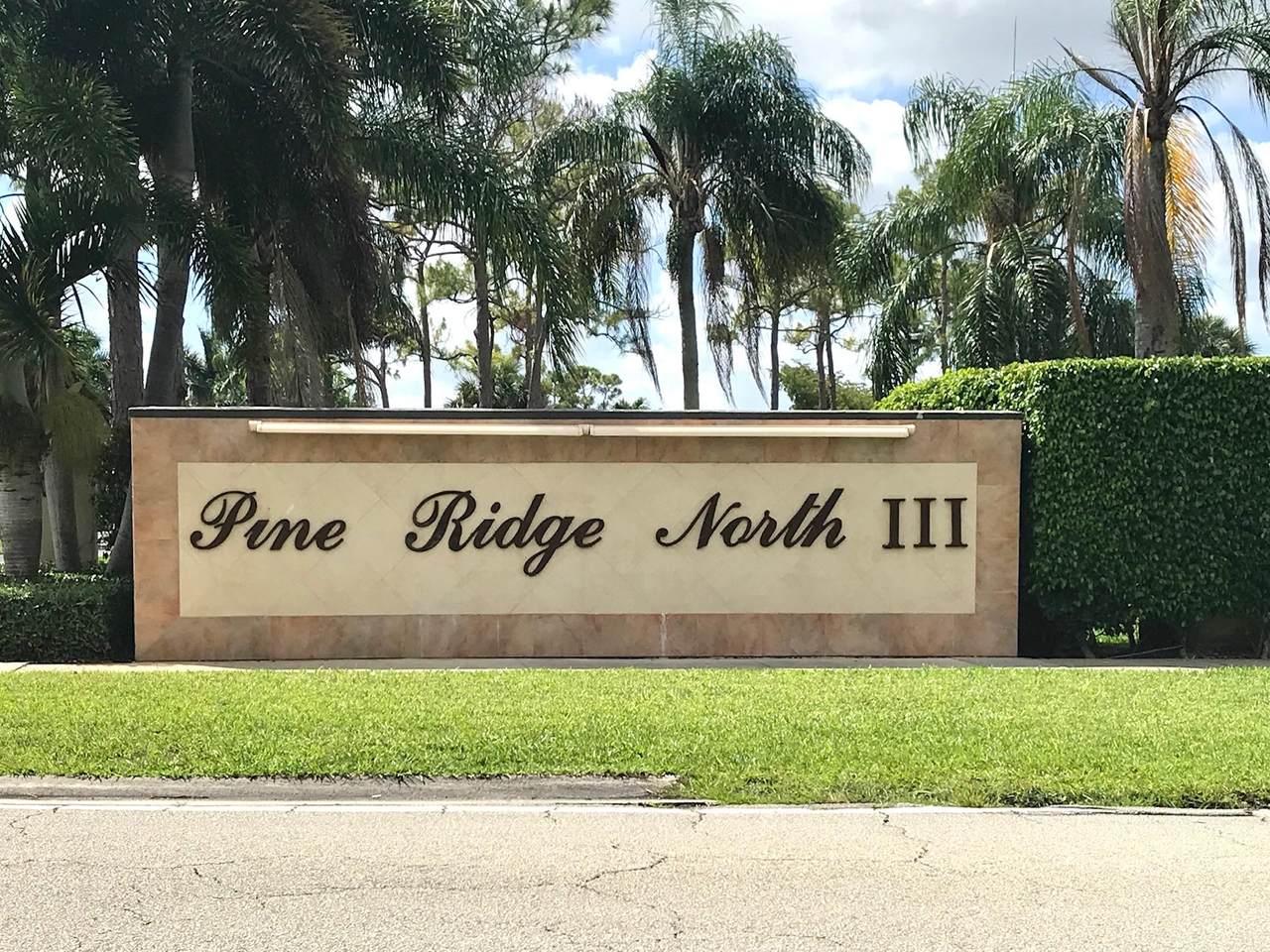 720 Sunny Pine Way - Photo 1