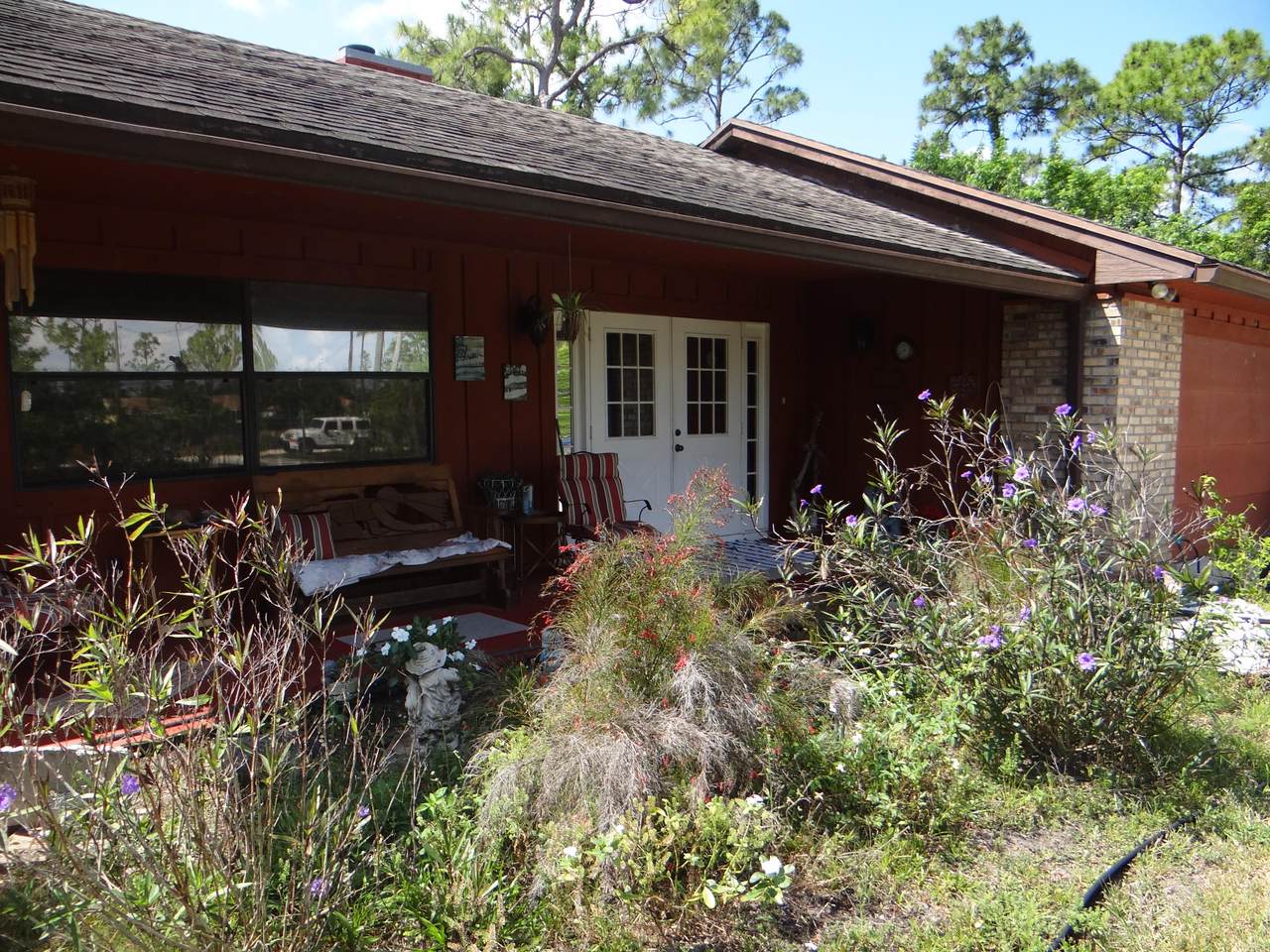 12394 73rd Court North - Photo 1