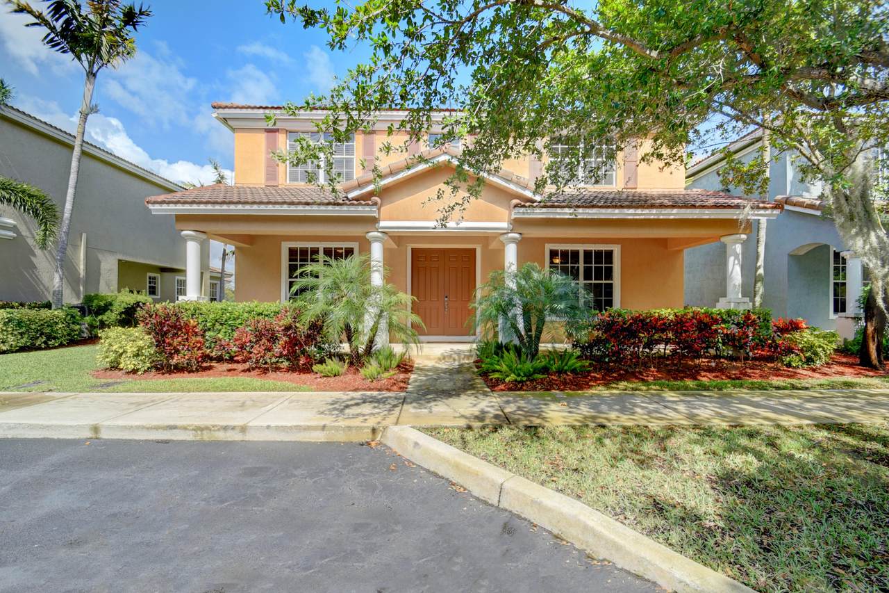 1443 Bexley Park Drive - Photo 1 1443 Bexley Park Drive - Photo 1