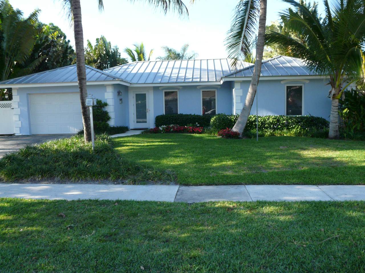 1083 4th Street - Photo 1 1083 4th Street - Photo 1